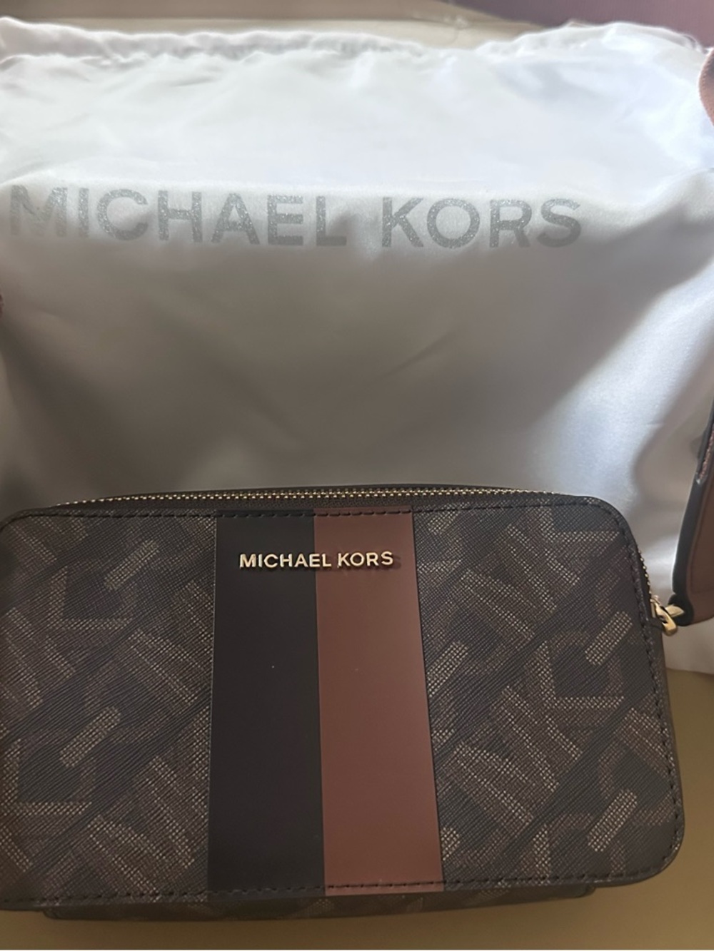 Michael Kors Crossbody purse